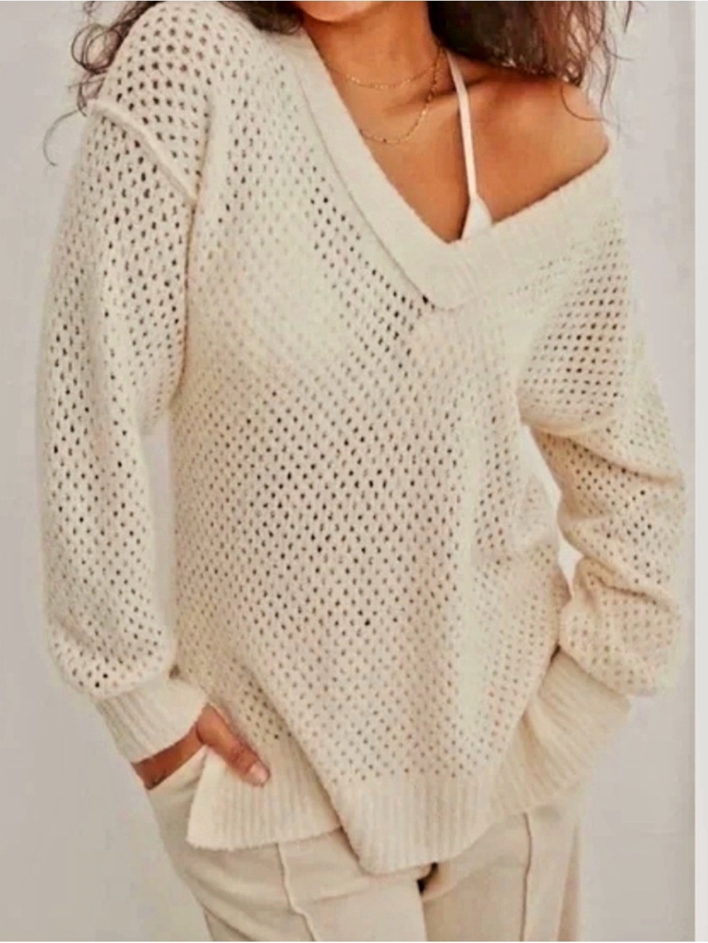 Aerie open knit oversized v-neck sweater ivory size medium